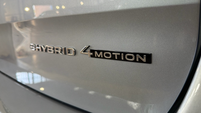 Volkswagen Multivan 1.5 TSI eHybrid Life 5dr 4MOTION DSG Estate - Image 23